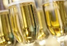 2022年4月香檳酒出貨量大幅上升-酒展網(wǎng)