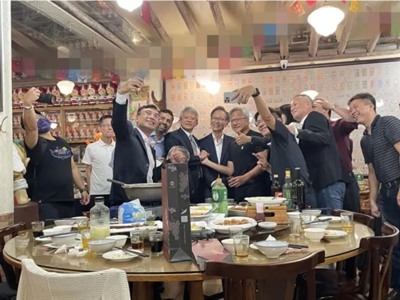 英偉達CEO黃仁勛請客菜單火了，喝的這款臺灣本土威士忌不簡單-酒展網