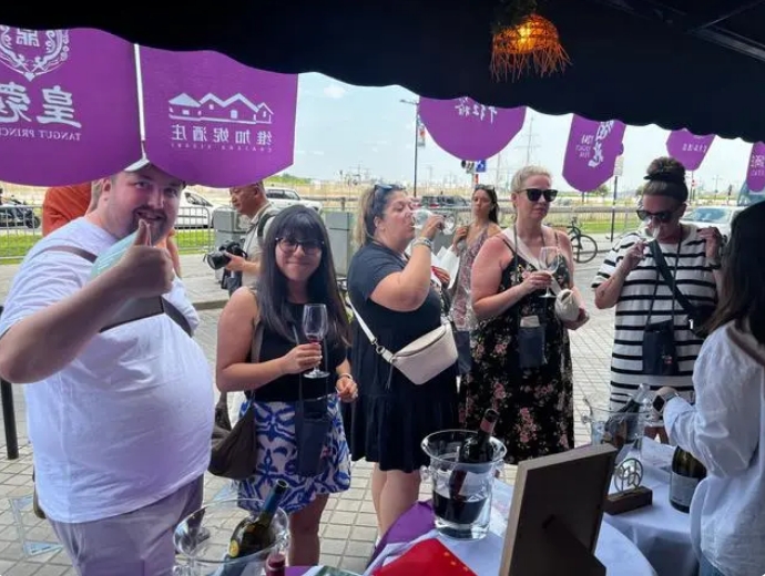 中國葡萄酒產區首次亮相波爾多葡萄酒節-酒展網