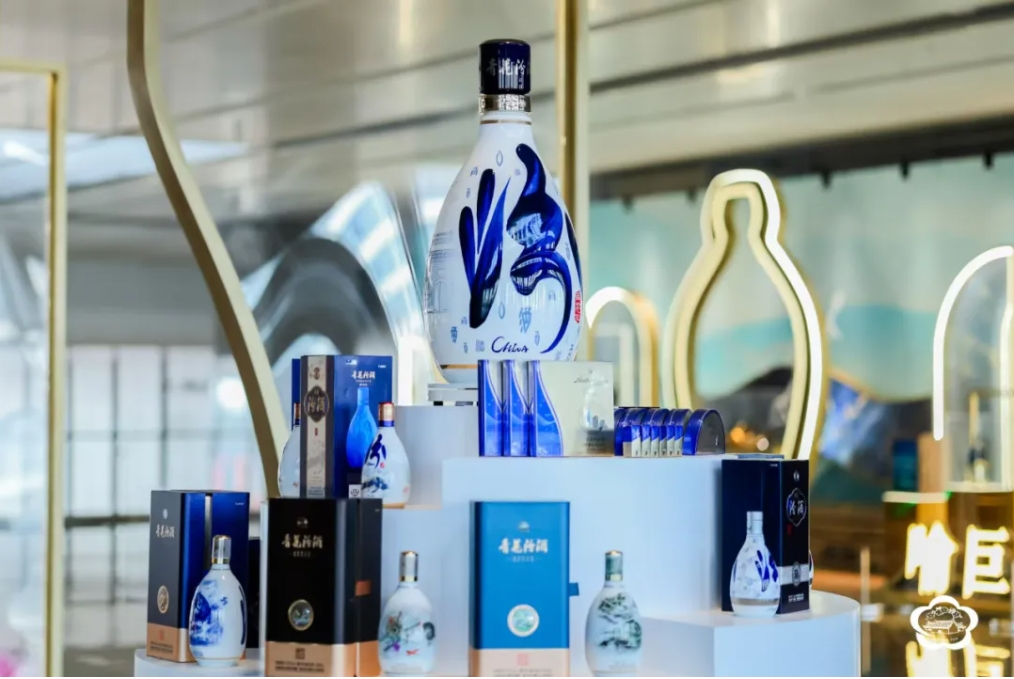 汾酒青花26復(fù)興版發(fā)布-酒展網(wǎng)